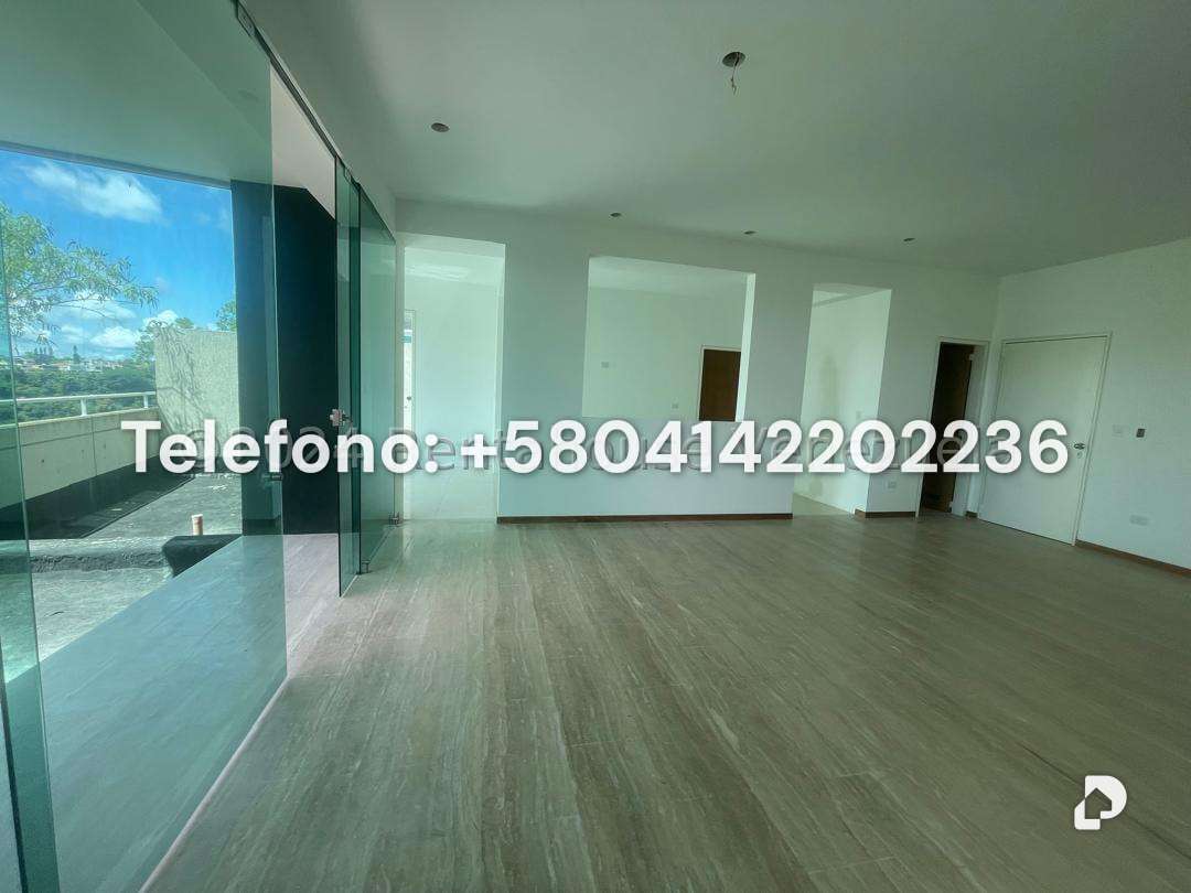 Apartment in La Lagunita Country Club, Caracas – 11