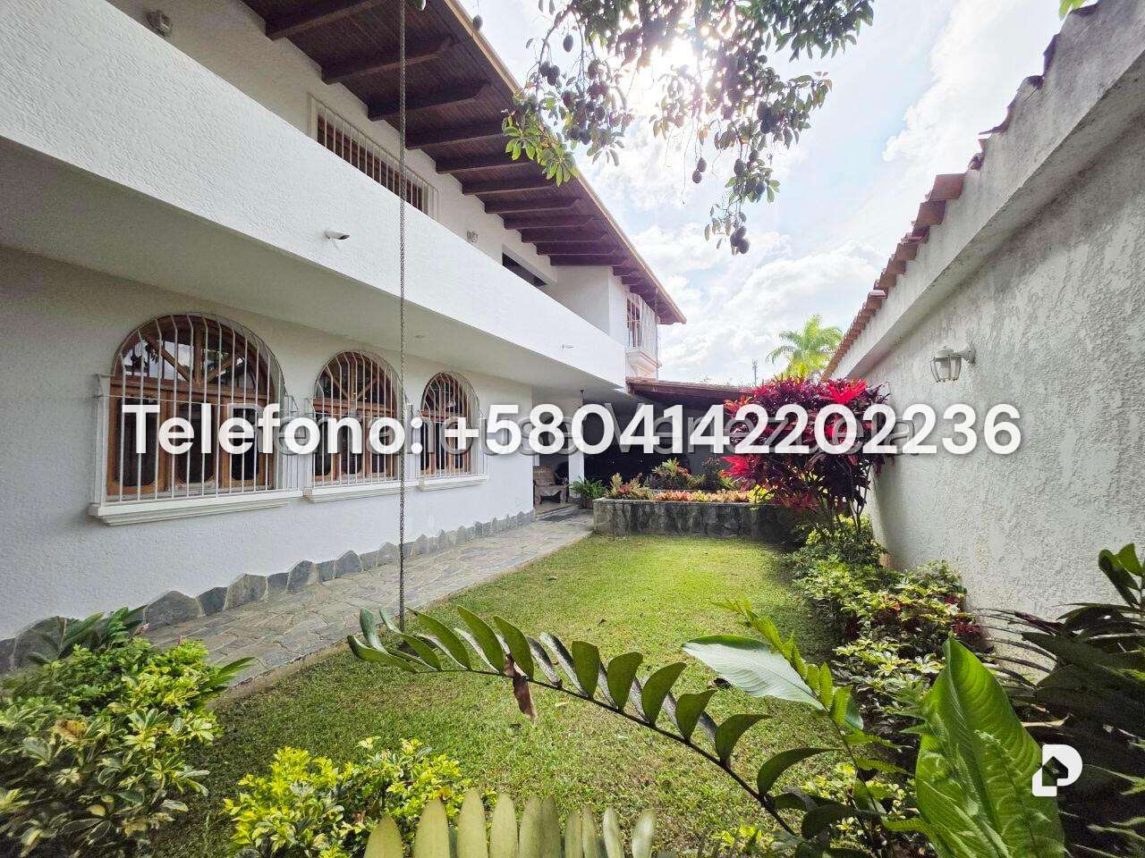 Casa en Lomas de La Lagunita, Caracas – 2