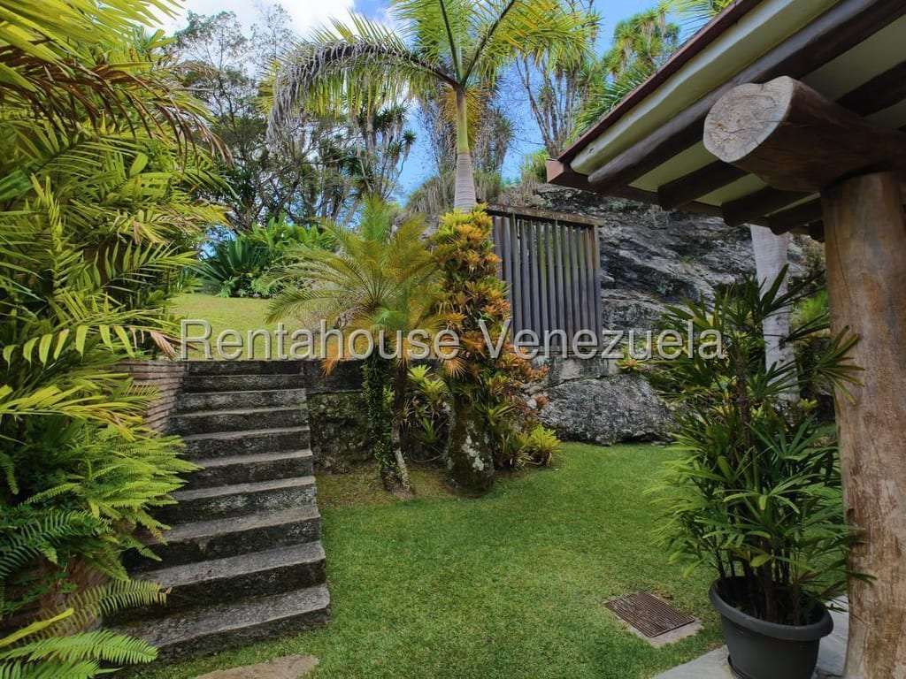 Casa en La Lagunita Country Club, Caracas