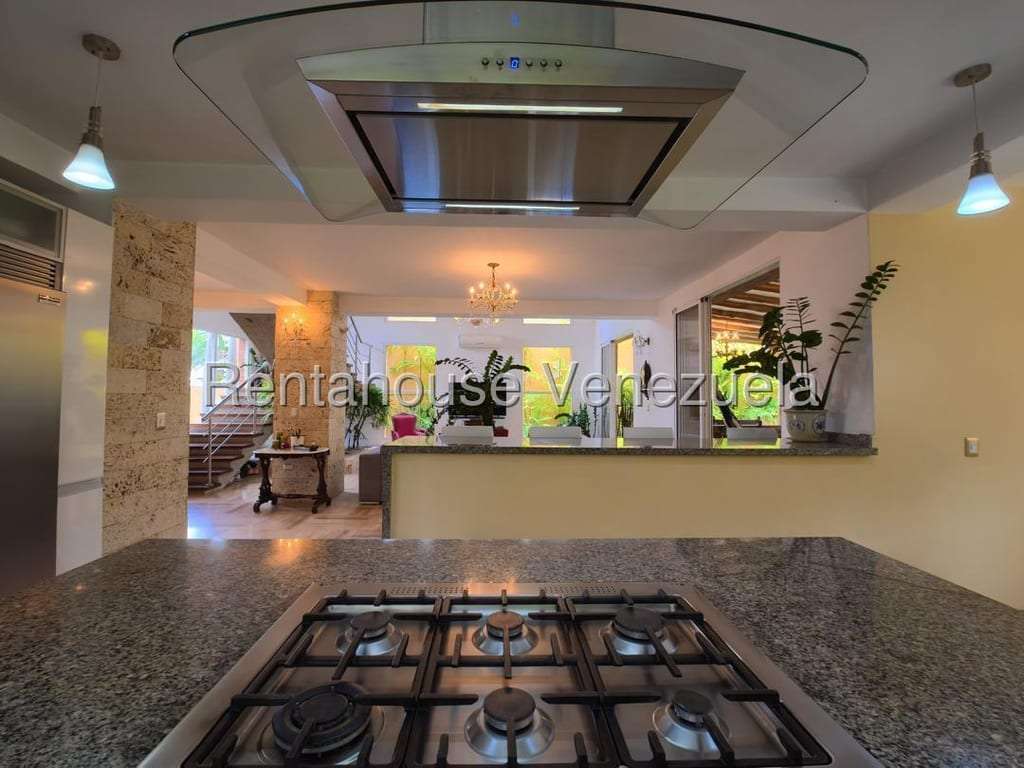 Casa en La Lagunita Country Club, Caracas