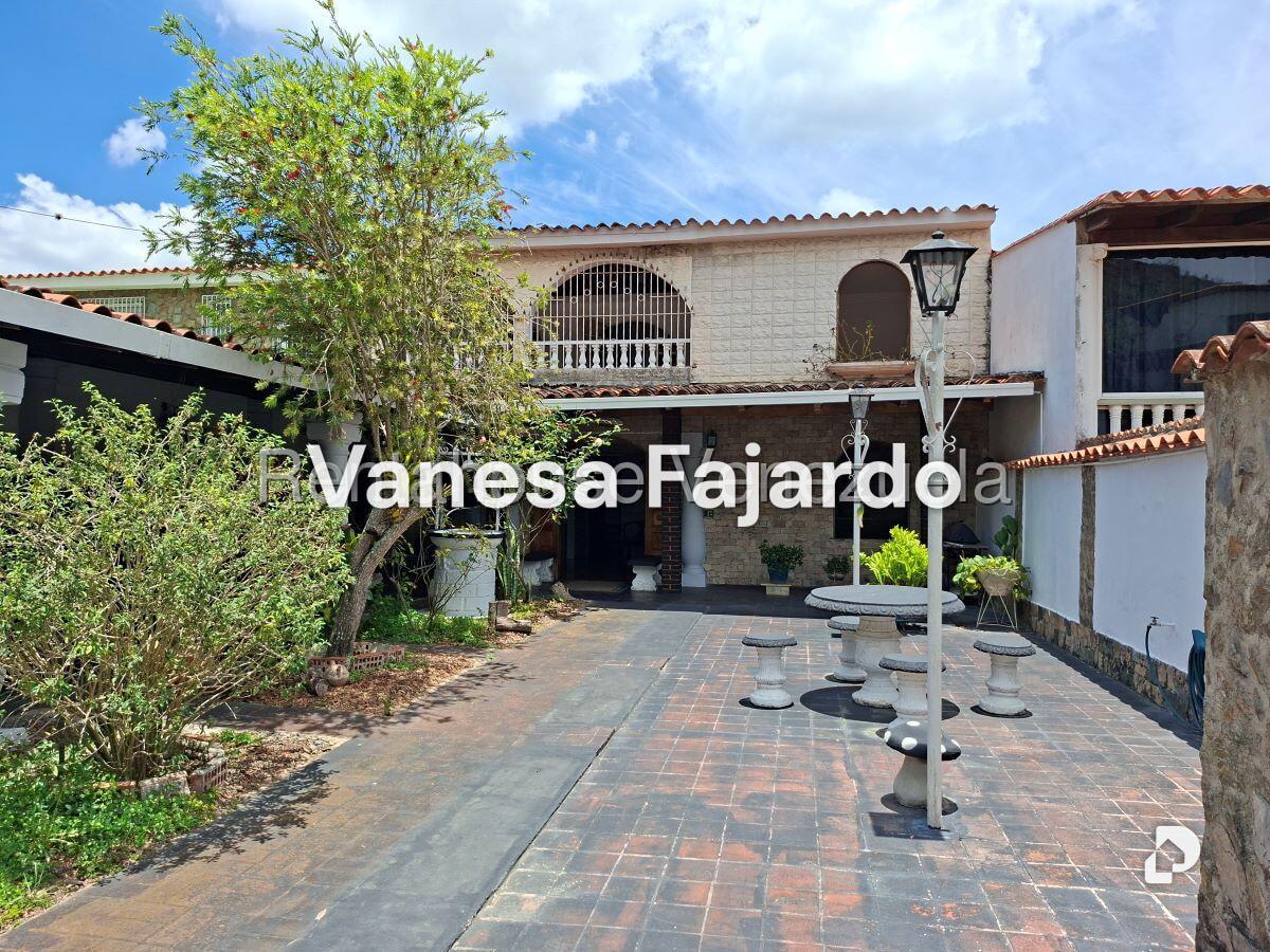 Casa en La Rosaleda, San Antonio de Los Altos – 3