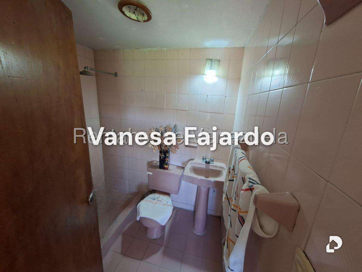 Casa en La Rosaleda, San Antonio de Los Altos – 25