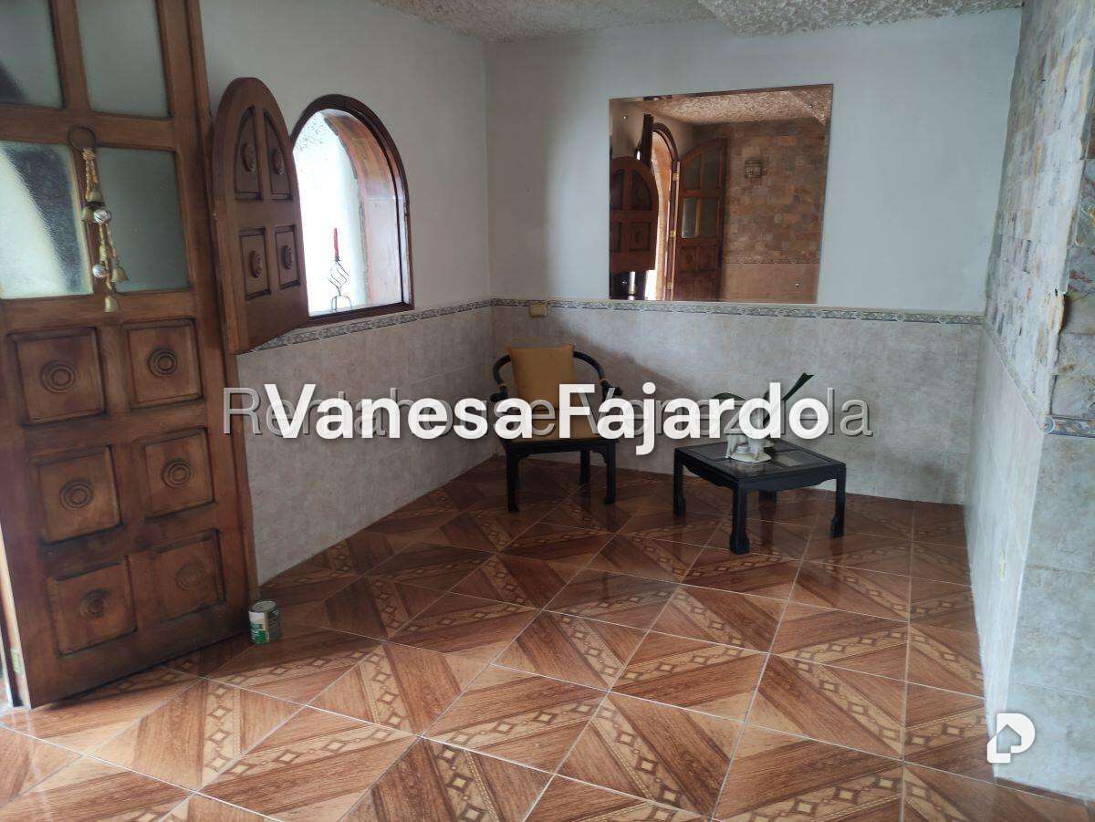 Casa en La Rosaleda, San Antonio de Los Altos – 6