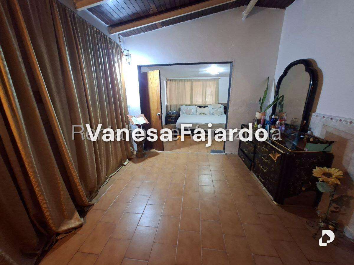 Casa en La Rosaleda, San Antonio de Los Altos – 29