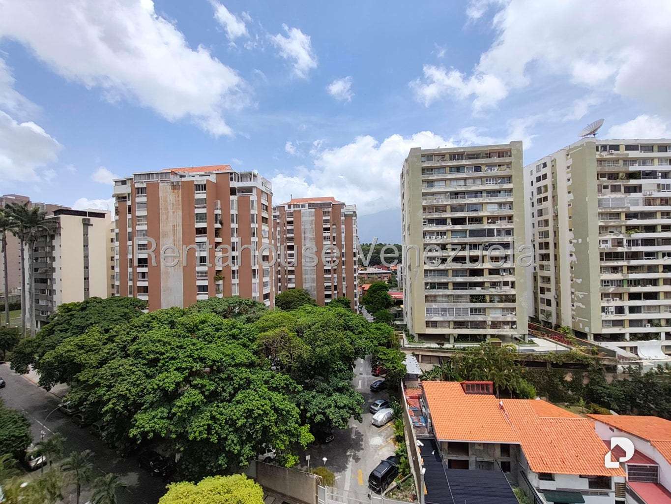 Apartamento en Santa Fe Sur, Caracas – 18