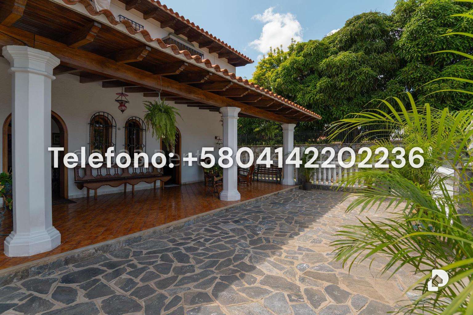 House in Cumbres de Curumo, Caracas – 12