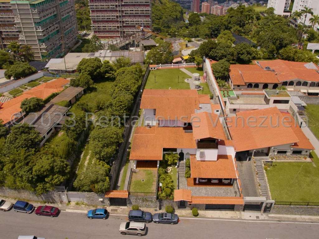 Casa en Cumbres de Curumo, Caracas - 1