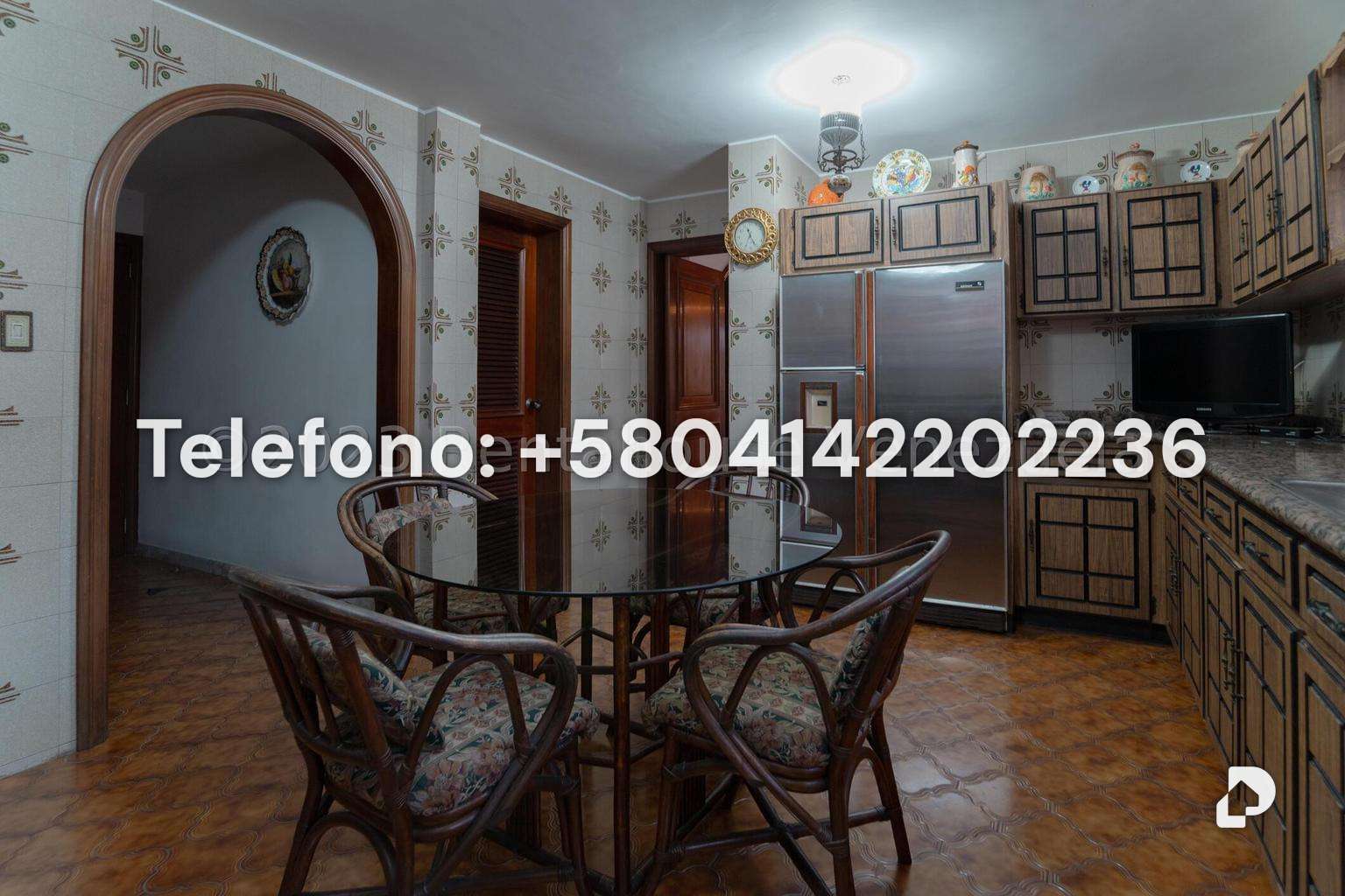 House in Cumbres de Curumo, Caracas – 23