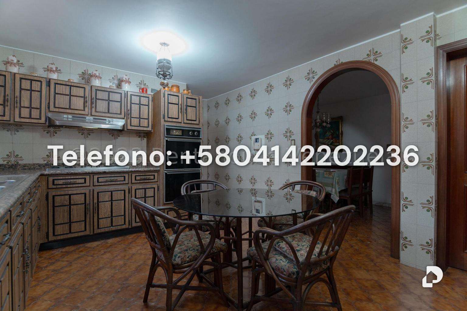 House in Cumbres de Curumo, Caracas – 22