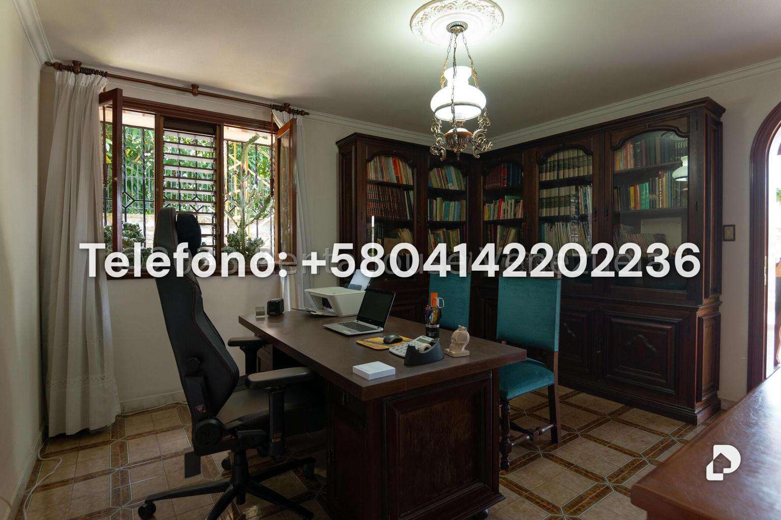 House in Cumbres de Curumo, Caracas – 30