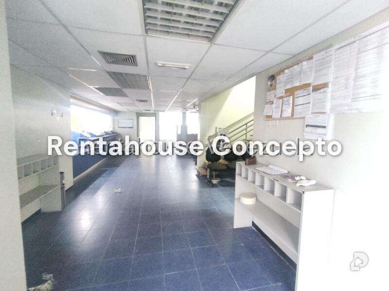 Local comercial en Los Jarales, San Diego – 2