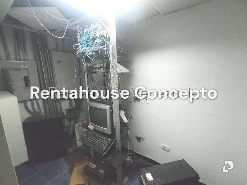 Local comercial en Los Jarales, San Diego – 20