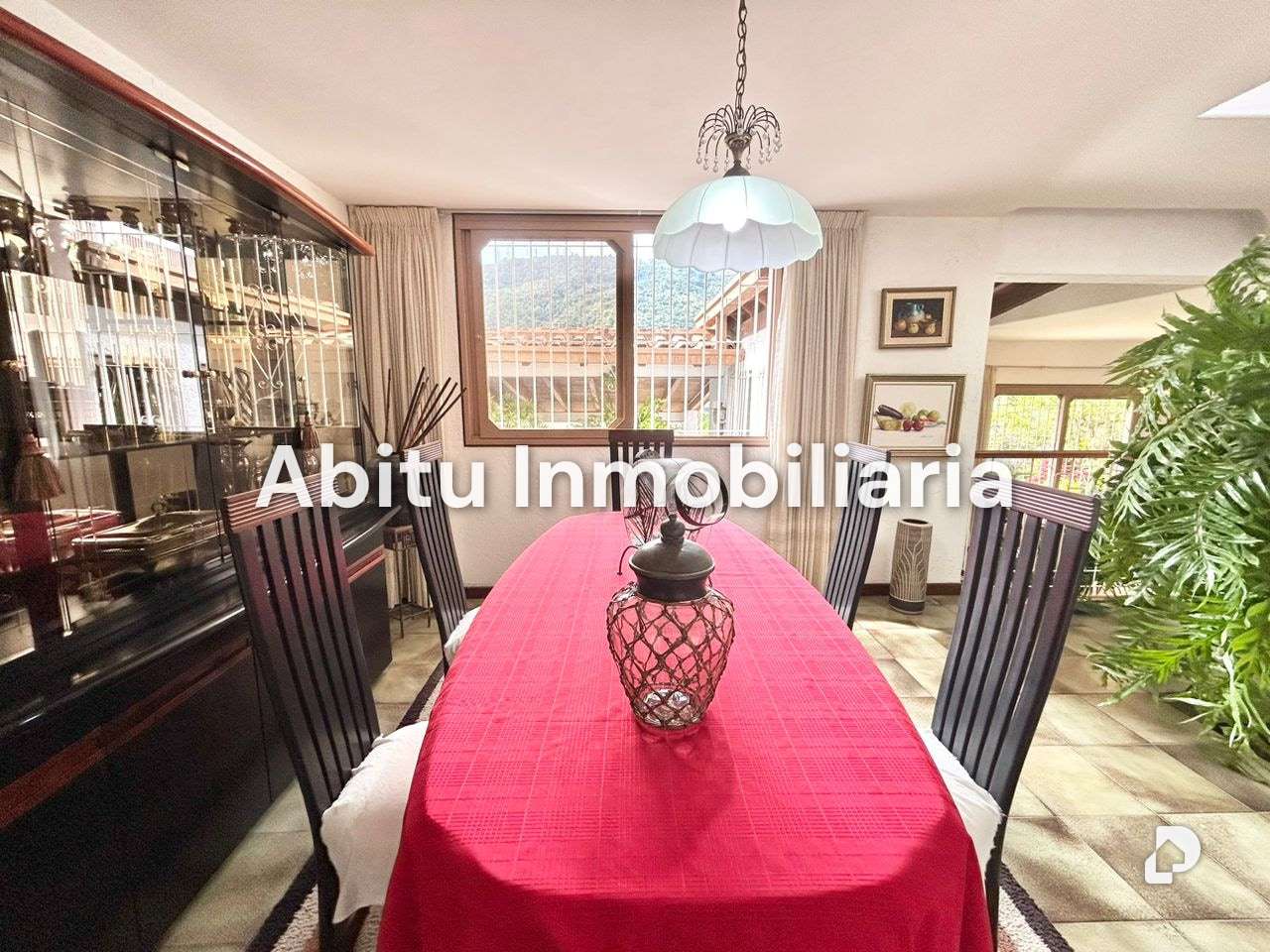 Casa en La Tahona, Caracas – 13
