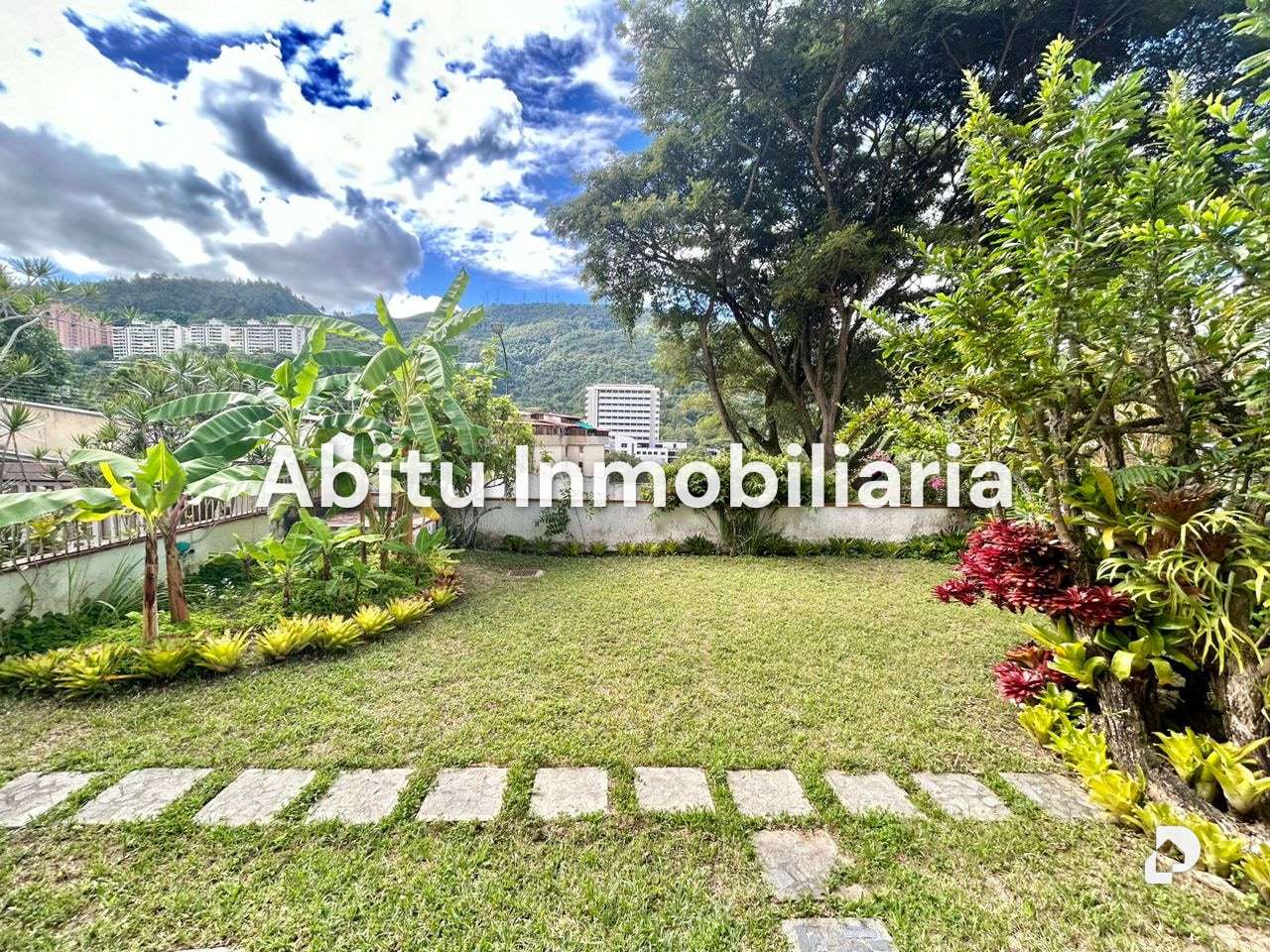Casa en La Tahona, Caracas – 1