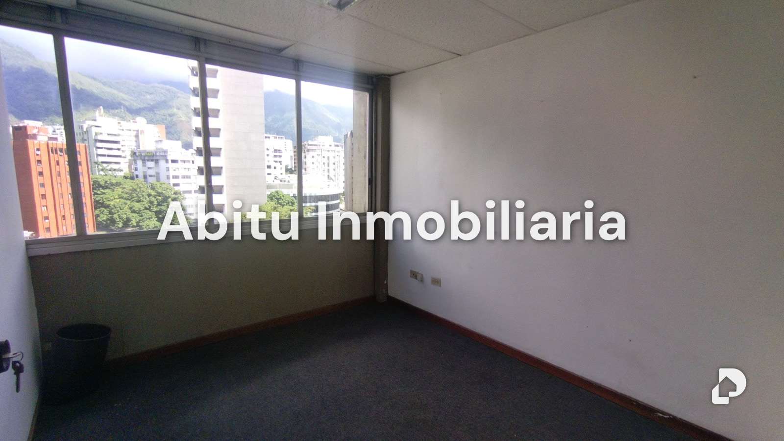 Apartamento en Plaza Venezuela, Caracas – 13