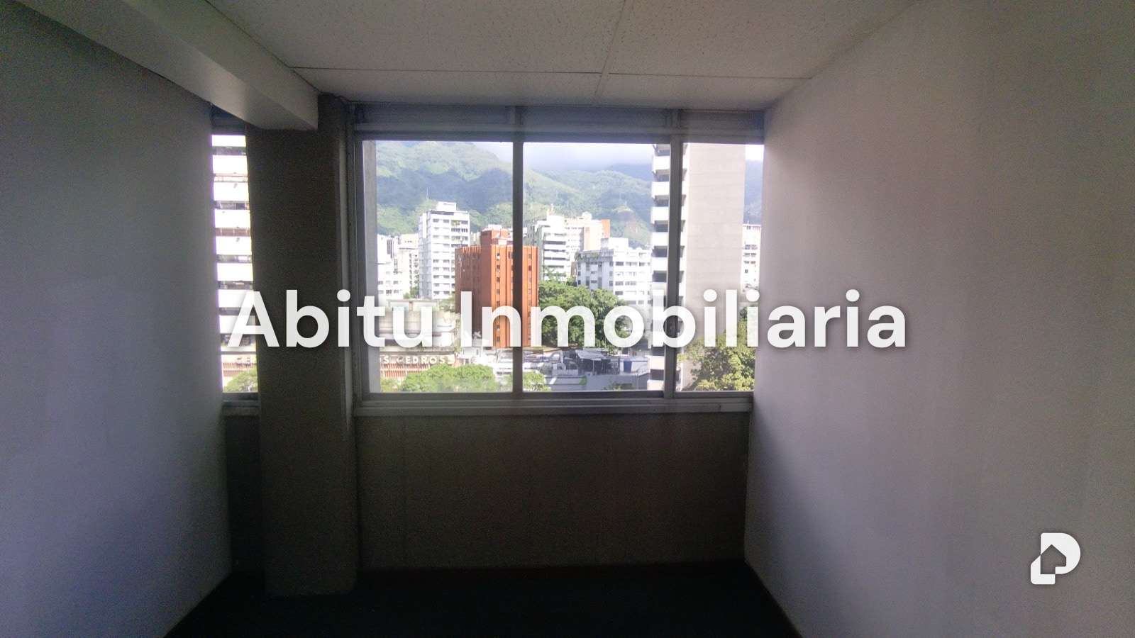Apartamento en Plaza Venezuela, Caracas – 23