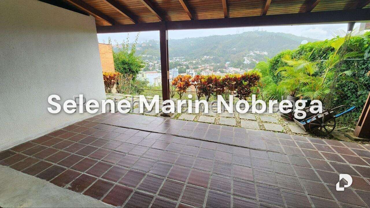 Casa en Los Naranjos (del Cafetal), Caracas – 25