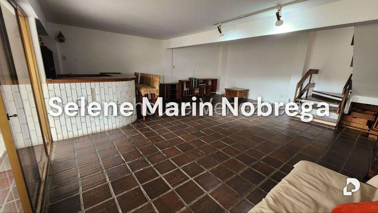 Casa en Los Naranjos (del Cafetal), Caracas – 24