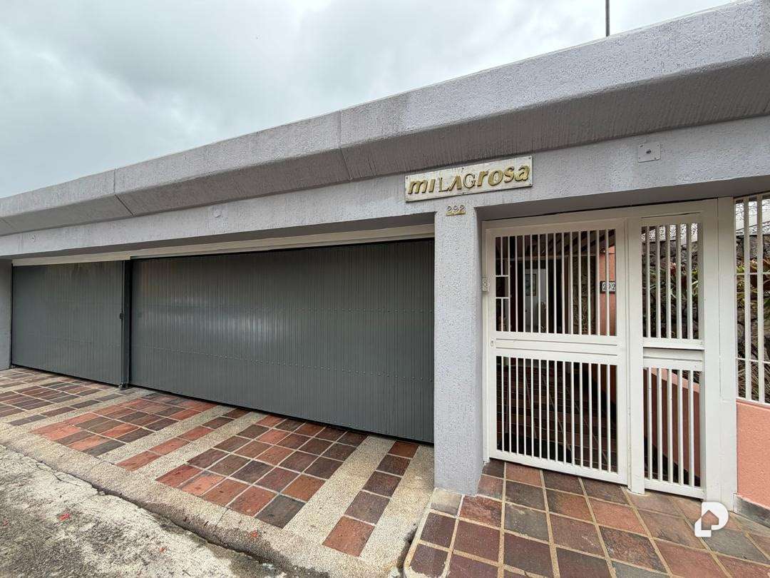 Casa en Cerro Verde, Caracas – 2
