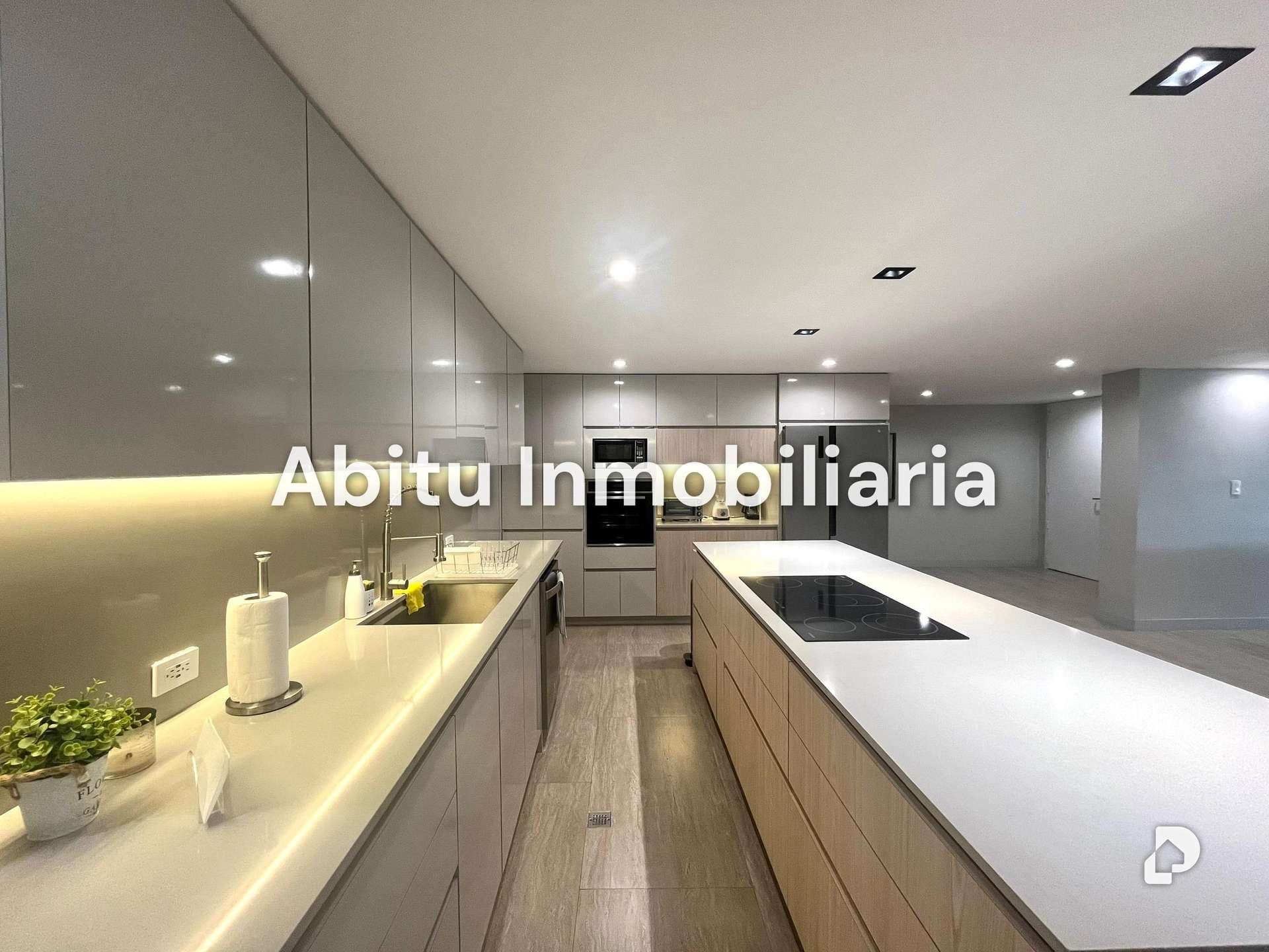 Apartamento en Altamira, Caracas – 8