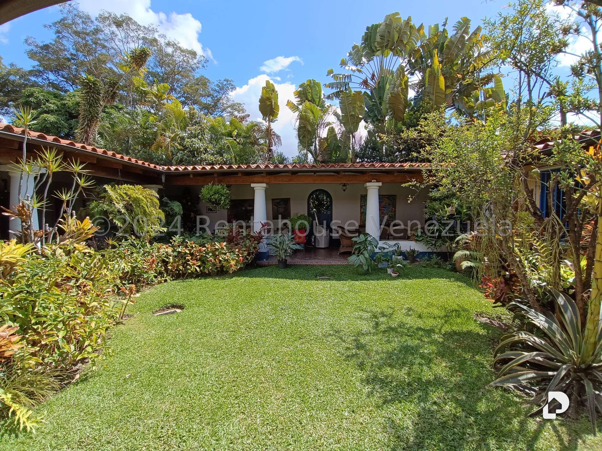 Casa en Los Chorros, Caracas – 11