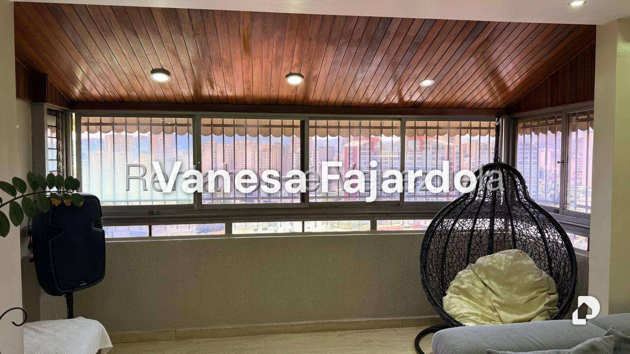 Apartamento en San Bernardino, Caracas – 8