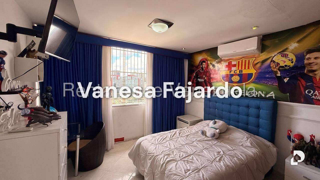 Apartamento en San Bernardino, Caracas – 14