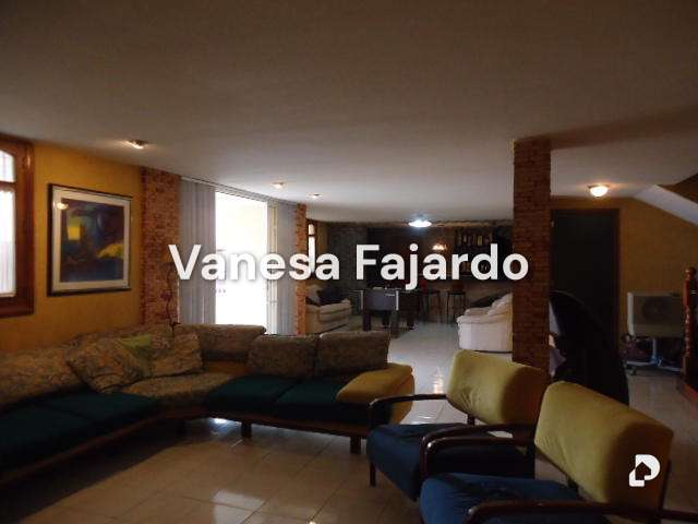 Casa en Colinas de Santa Mónica, Caracas – 30