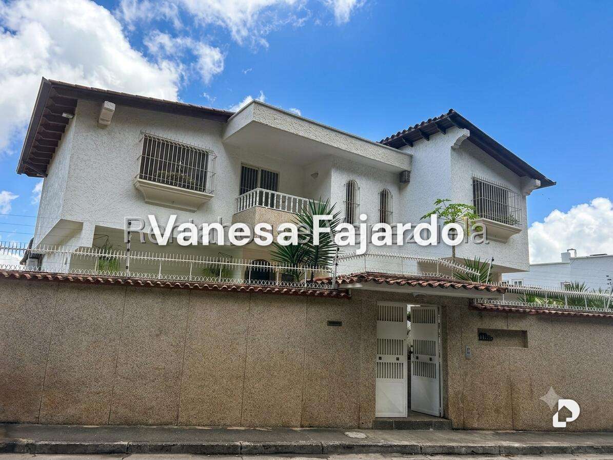 Casa en Colinas de Santa Mónica, Caracas – 1