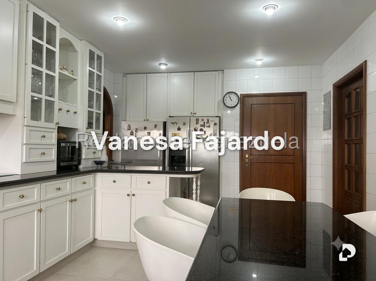 Casa en Colinas de Santa Mónica, Caracas – 5