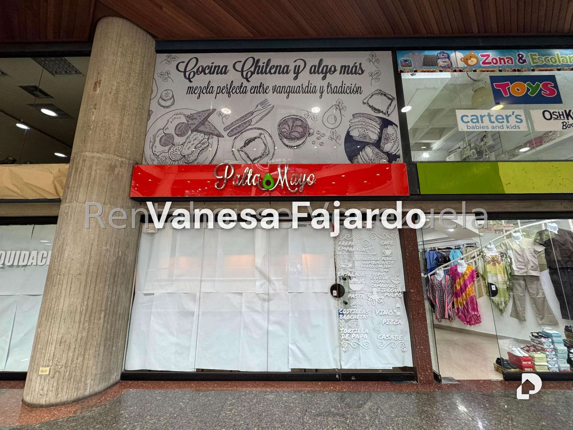 Local comercial en Santa Fe Norte, Caracas – 1