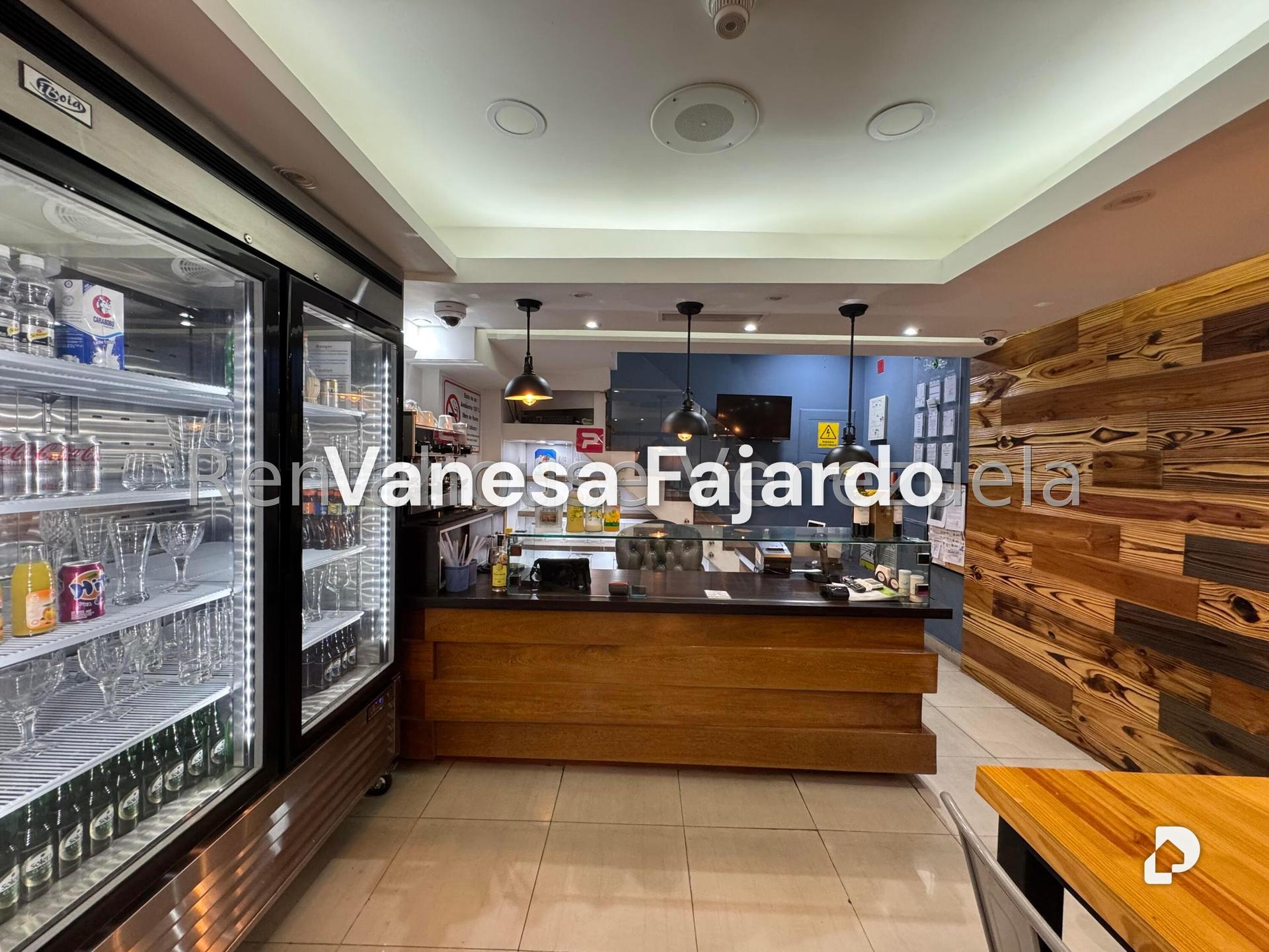 Local comercial en Santa Fe Norte, Caracas – 5