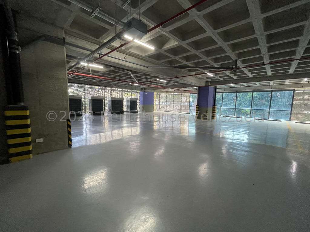 Local comercial en Las Mercedes, Caracas