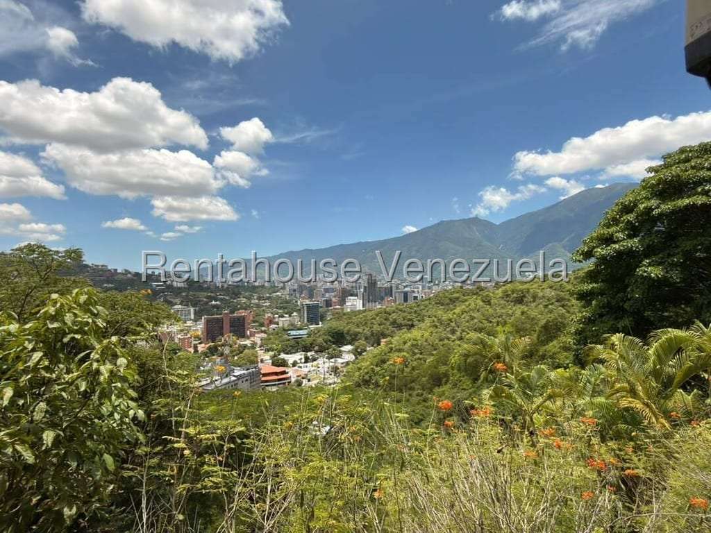 Apartamento en San Román, Caracas
