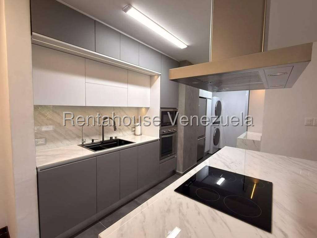 Apartamento en San Román, Caracas