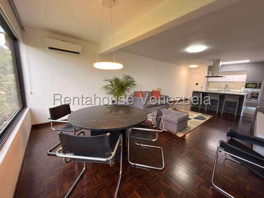 Apartamento en San Román, Caracas