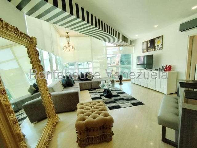 Apartamento en Los Naranjos de las Mercedes, Caracas