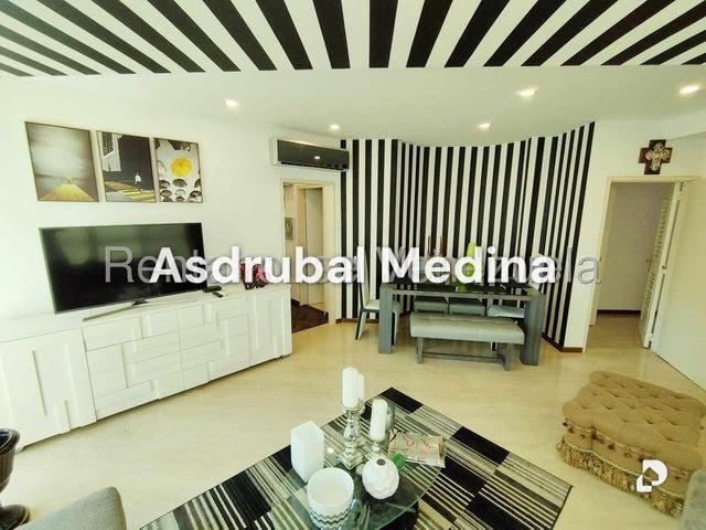 Apartamento en Los Naranjos de las Mercedes, Caracas – 3