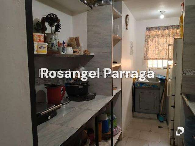 Apartamento en Paraparal, Los Guayos – 2