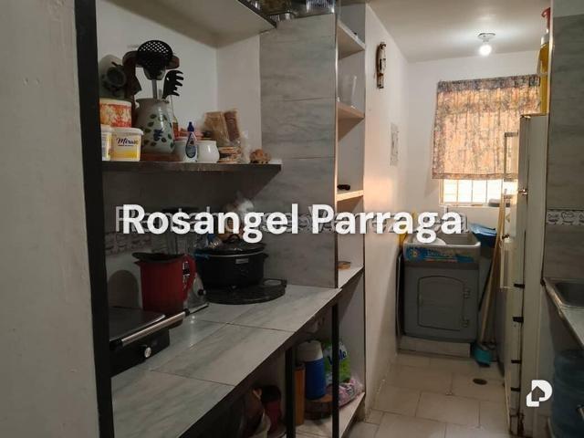 Apartamento en Paraparal, Los Guayos – 2
