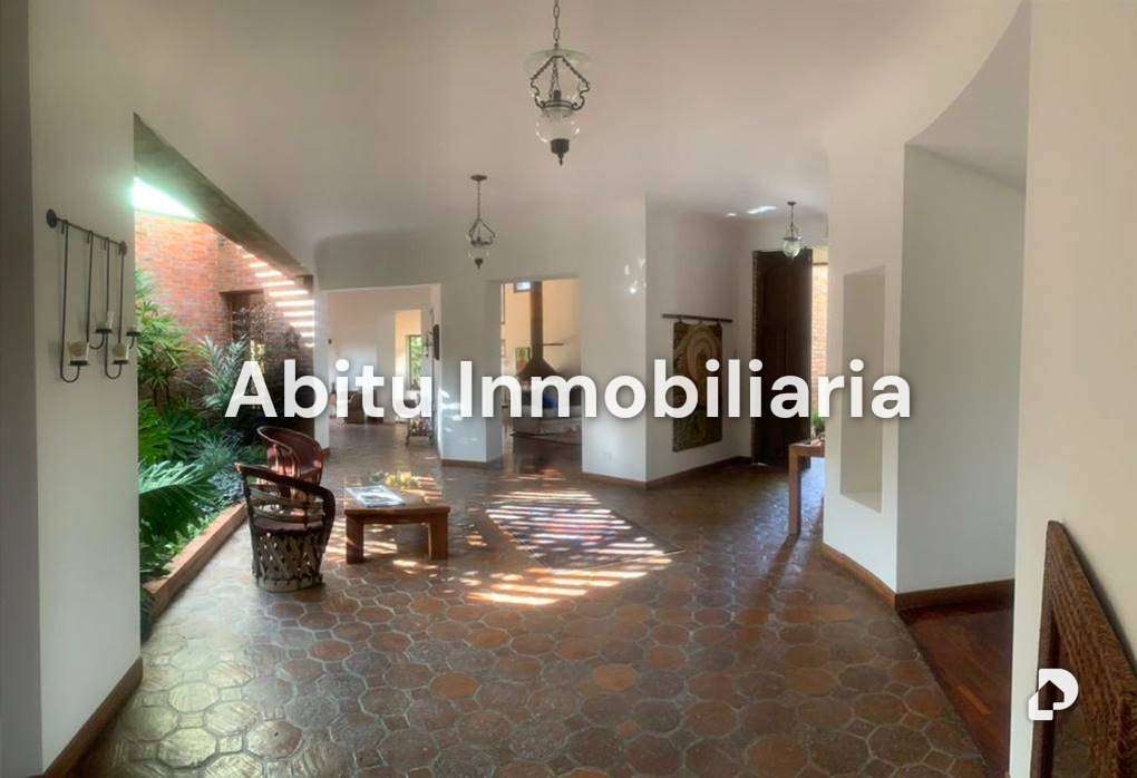 Casa en Cerro Verde, Caracas – 4