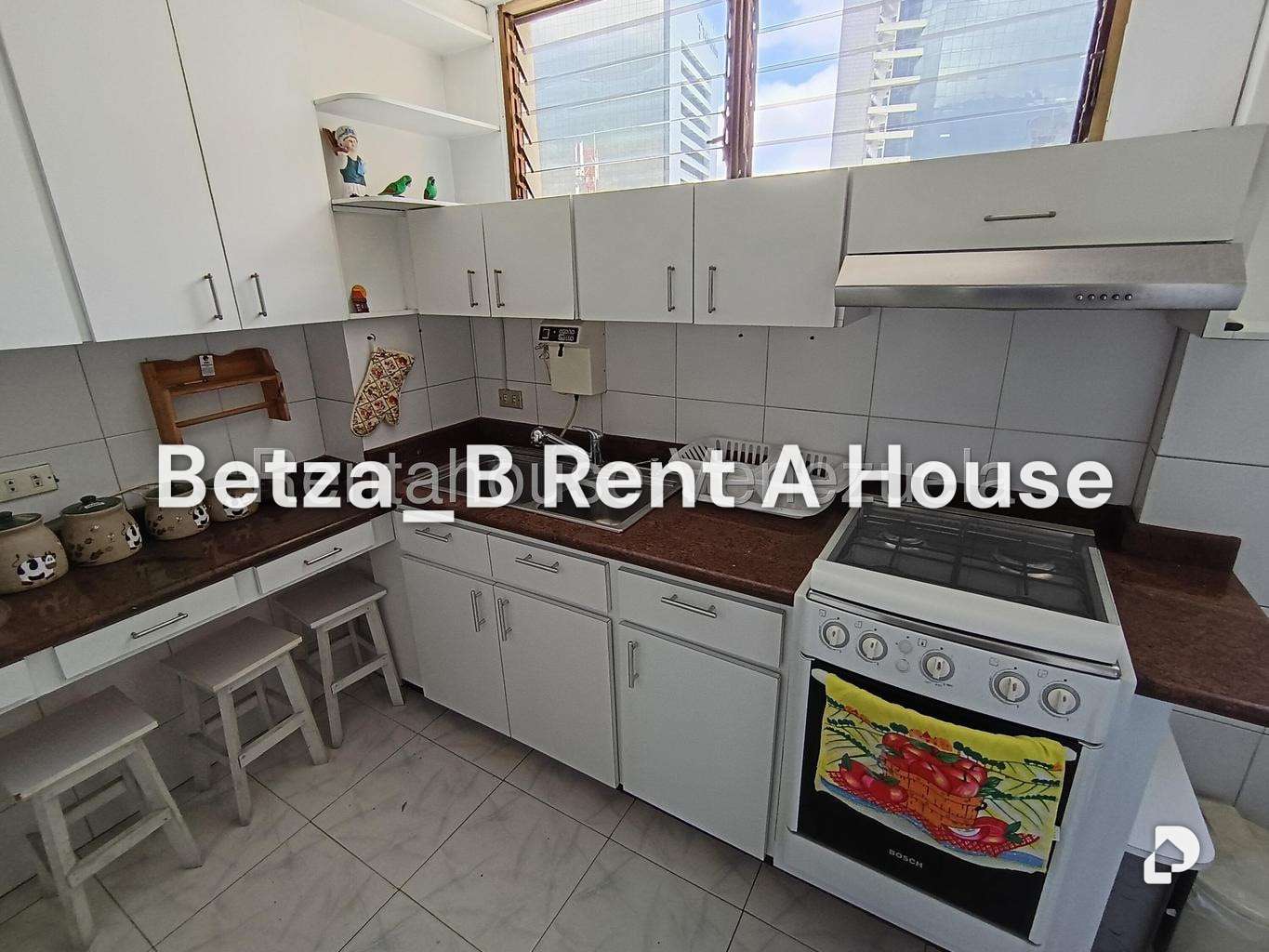 Apartamento en Los Palos Grandes, Caracas – 6