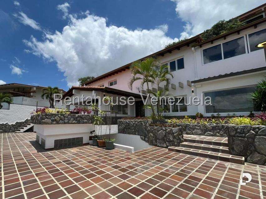 Casa en Cumbres de Curumo, Caracas – 2