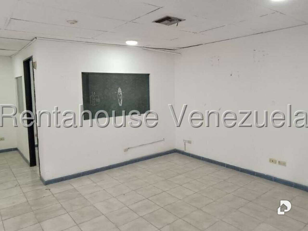 Edificio en Chacao, Caracas – 6