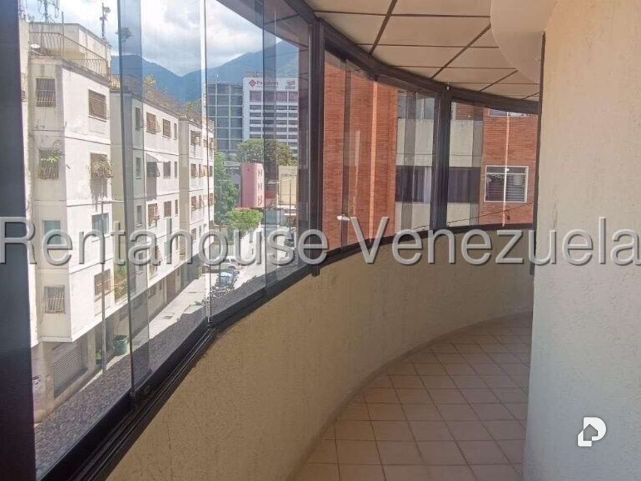 Edificio en Chacao, Caracas – 8