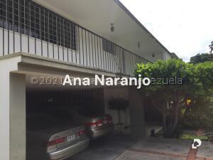Casa en Prados del Este, Caracas – 3
