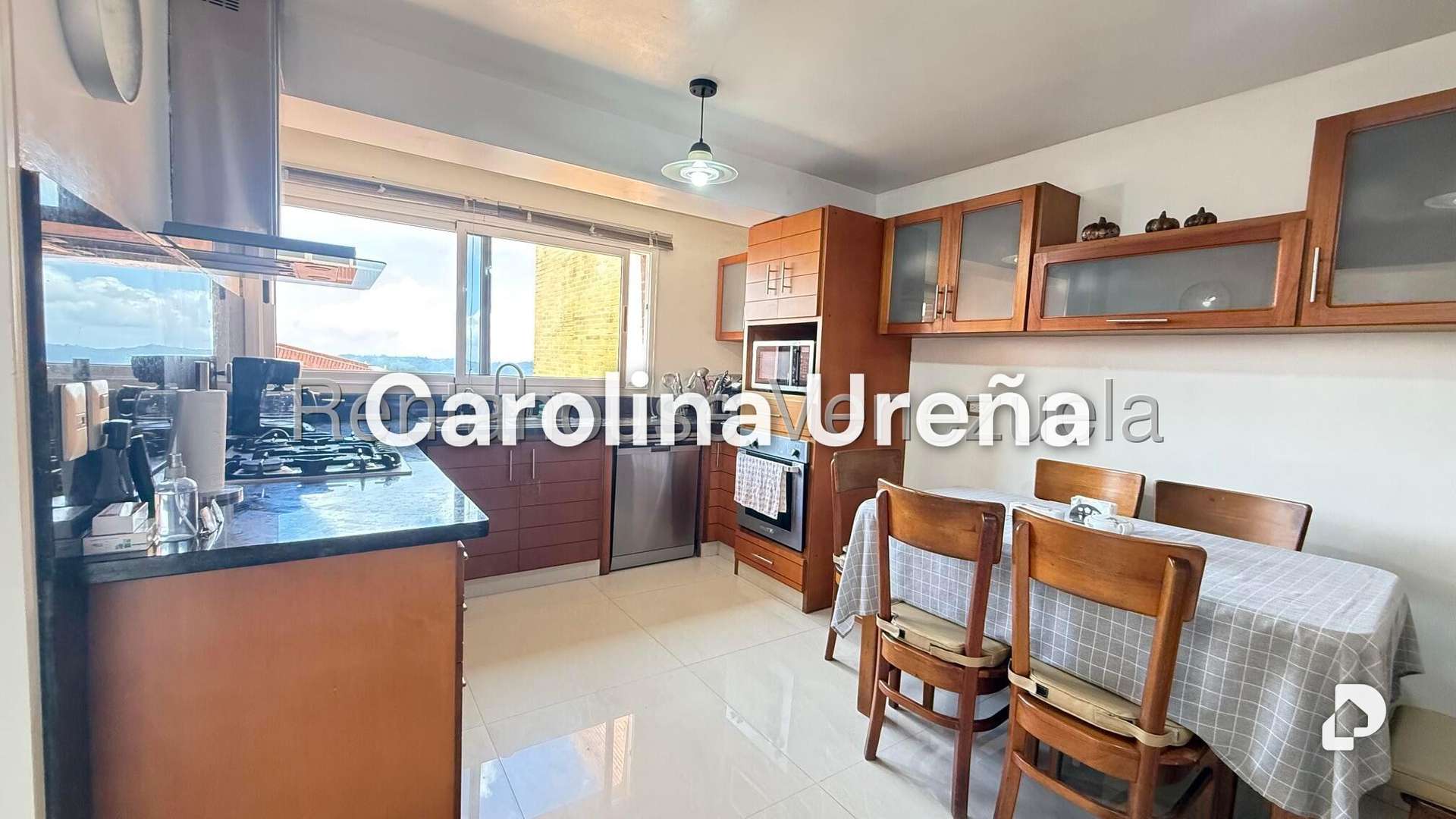 Townhouse en Loma Linda, Caracas – 11