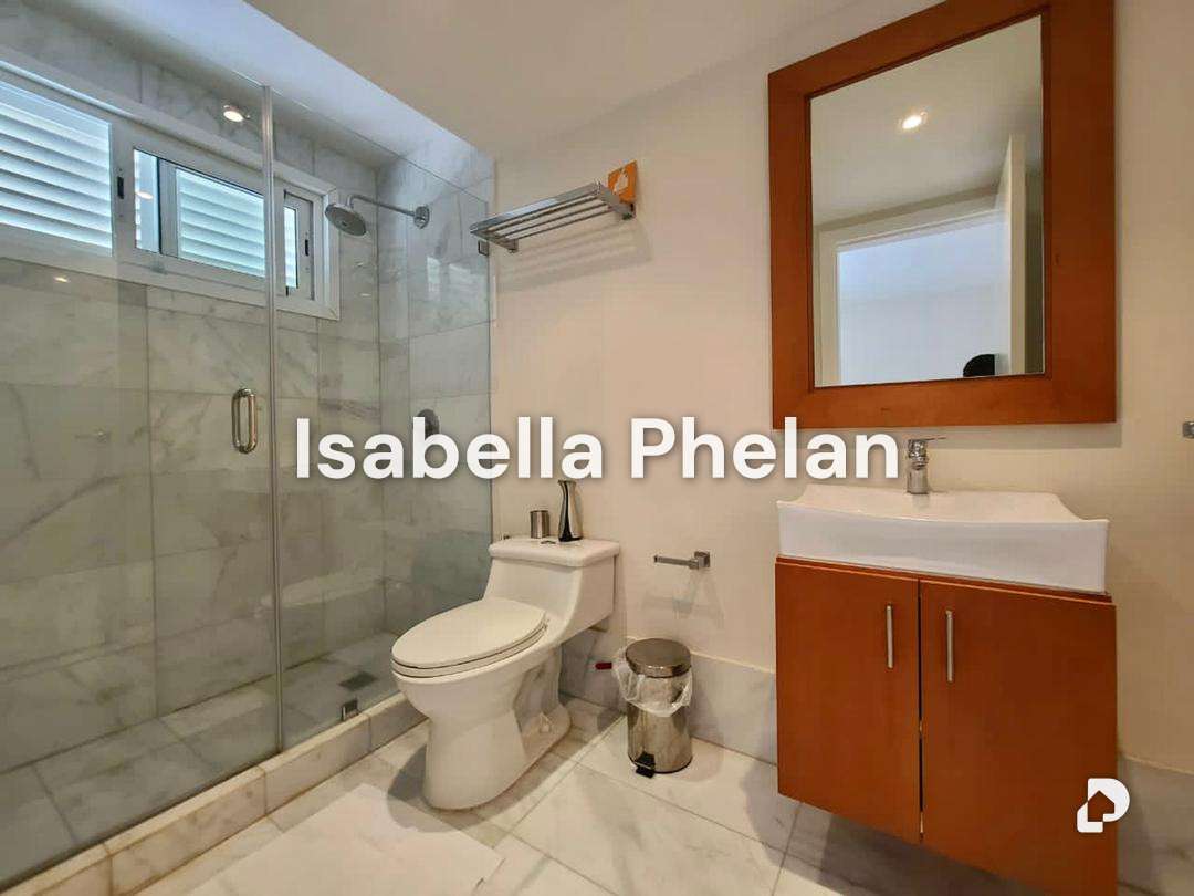 Casa en El Pedregal, Caracas – 11