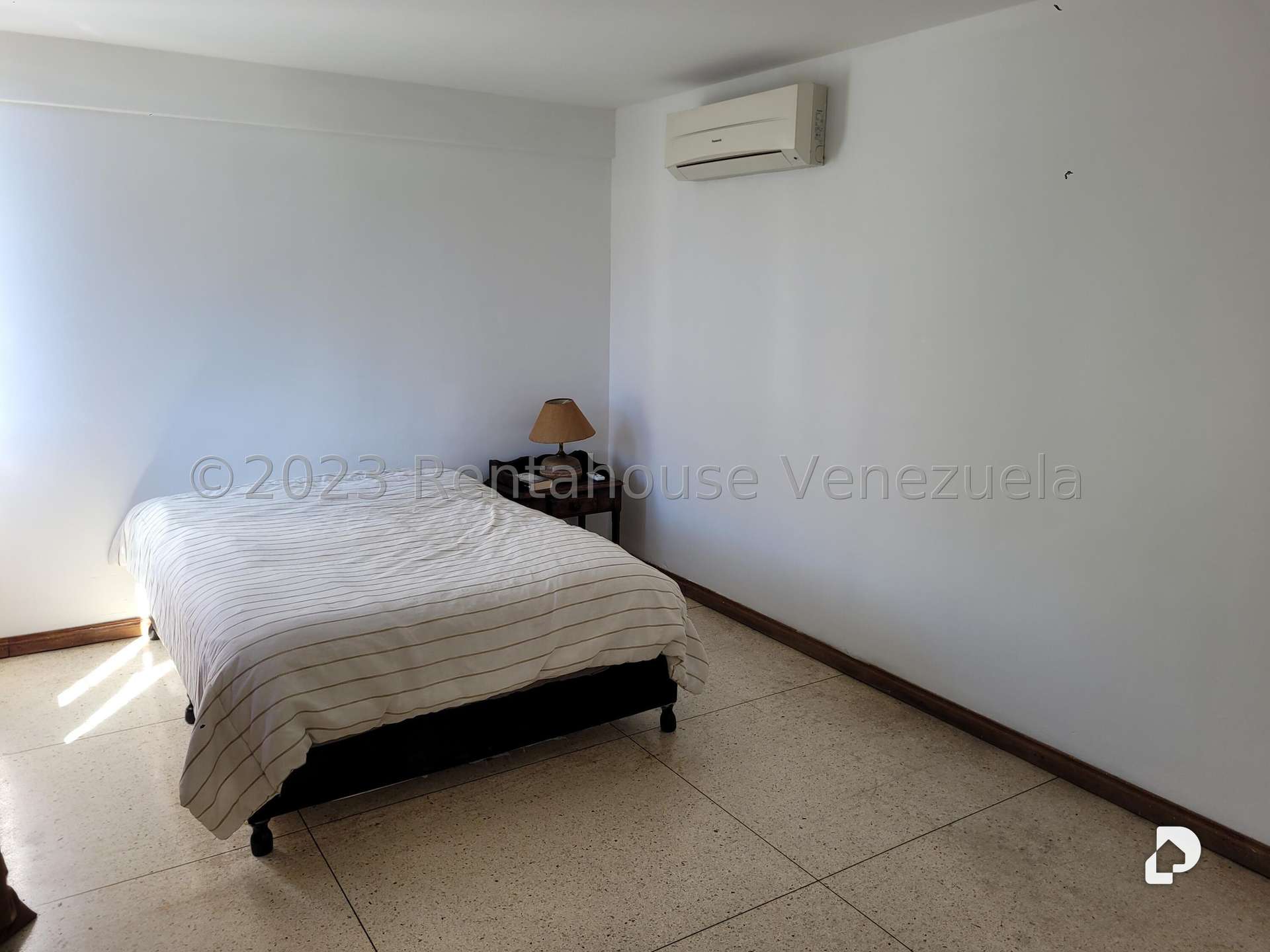 Apartamento en Cumbres de Curumo, Caracas – 11