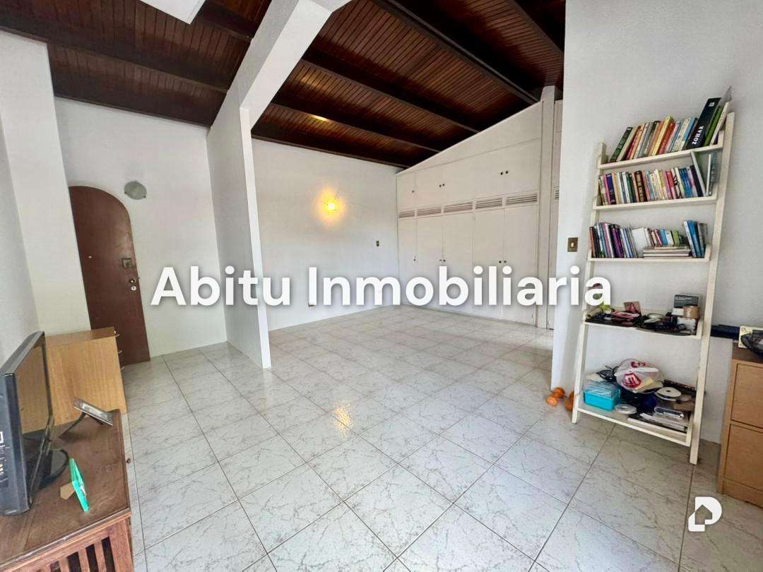 House in Prados del Este, Caracas – 16
